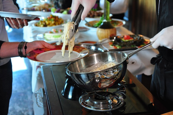 Sunday Buffet at Bay Lodge